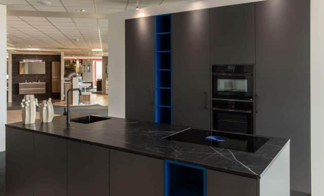 Keuken Ii Mat Zwarte Keuken Met Kookeiland